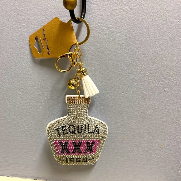 Tequila Bag Charm/Keychain Bling Crystals New Lg 4” x 3” - Picture 4 of 8